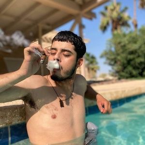 Meet your Posher, Esteban